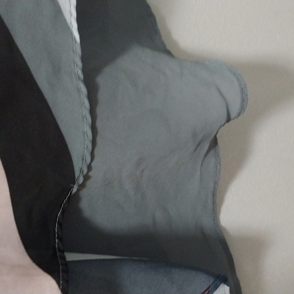 Torrid Asymmetrical Pinks & Blues Striped Camisole Size 4 - Picture 6 of 8